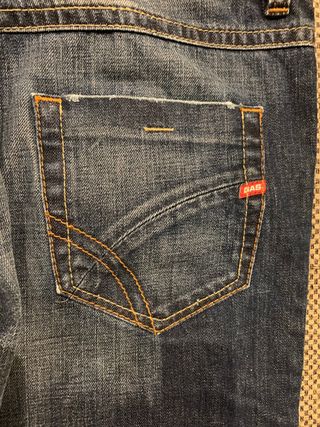 Pantalón vaquero tiro corto unisex