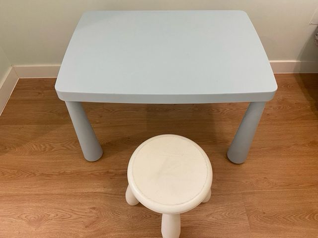 Mesa y silla infantil