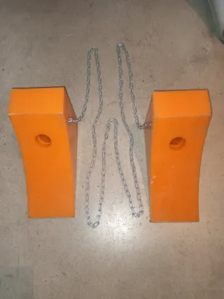 2 Calzos para camiones con cadena