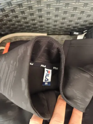 Conjunto deportivo Fila mujer negro/rosa