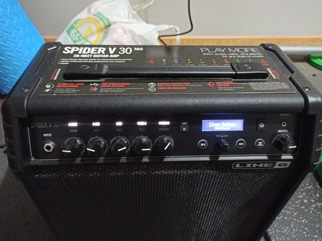 Amplificador Guitarra Line6 Spider V30 MkII
