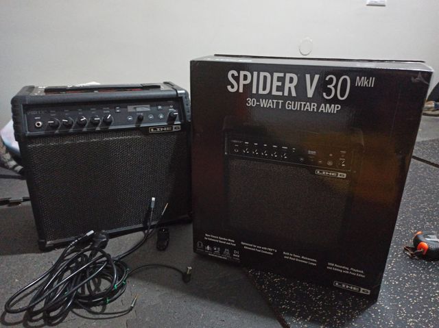 Amplificador Guitarra Line6 Spider V30 MkII