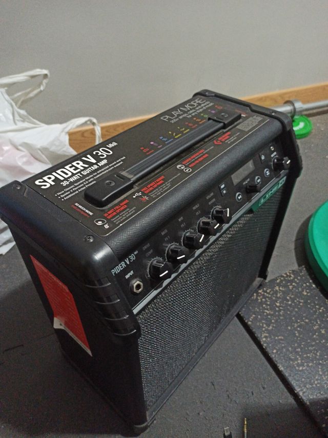 Amplificador Guitarra Line6 Spider V30 MkII
