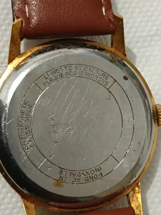 Reloj Radiant Antimagnético 15 Rubis Oro 10 Micras