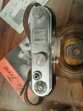 Cámara Foca Vintage Negra/Plateada