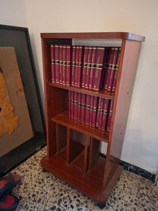 COLECCION 30 LIBROS CONTEMPORANEOS CON ESTANTERIA