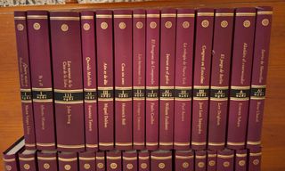 COLECCION 30 LIBROS CONTEMPORANEOS CON ESTANTERIA