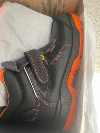 Botas de seguridad Truend negras y naranjas