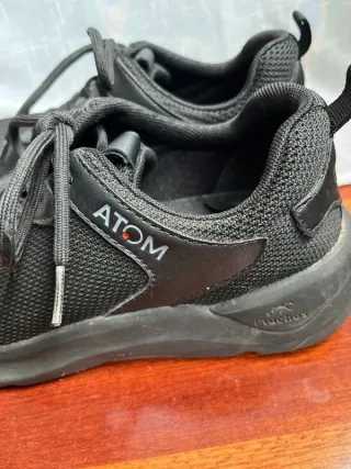 Zapatillas Atom Negras