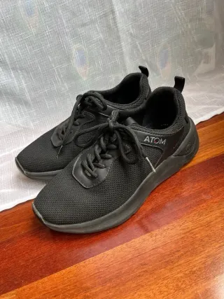 Zapatillas Atom Negras