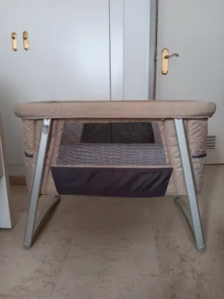 Minicuna y cambiador Babyhome Air