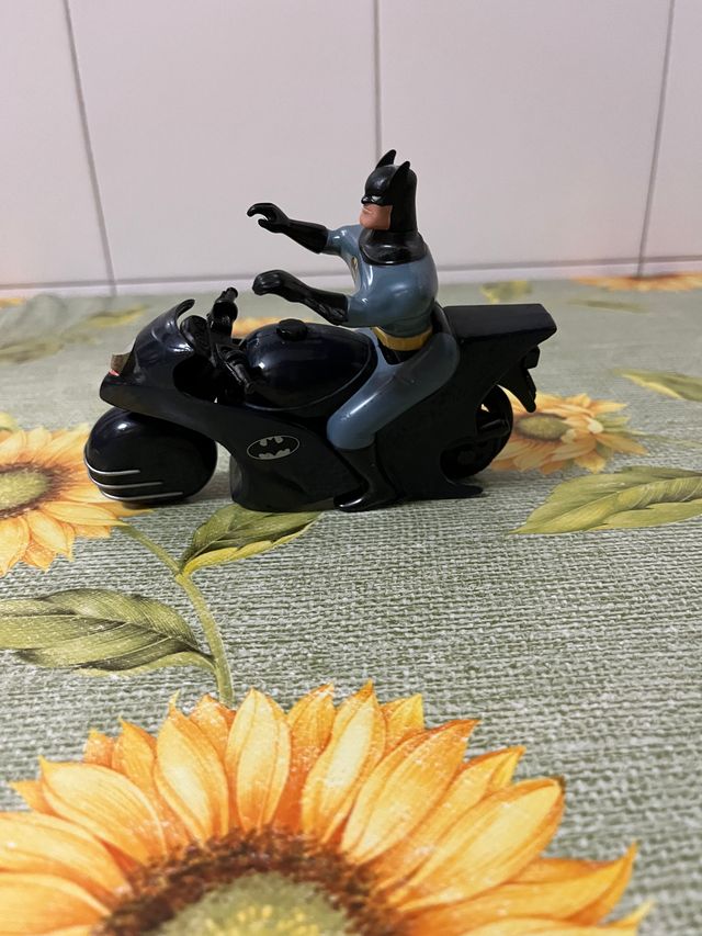 Batman su Batmoto giocattolo