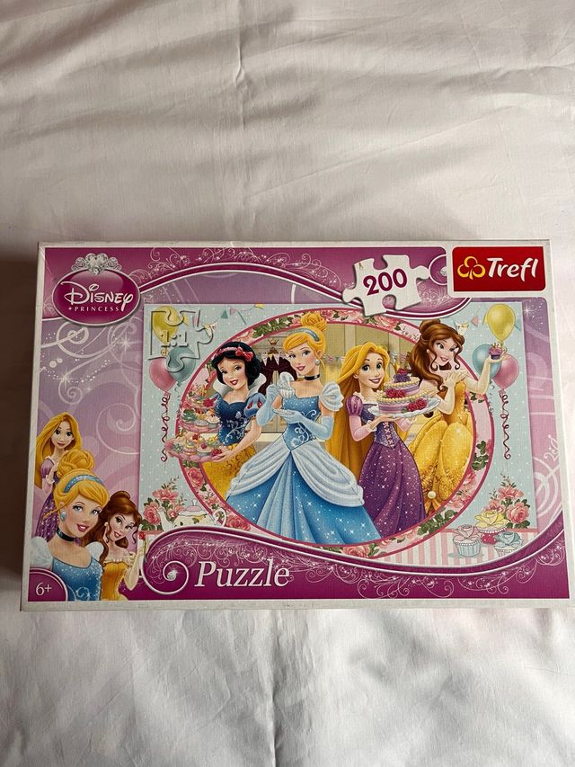 Puzzle Disney Princesas 200 piezas Trefl