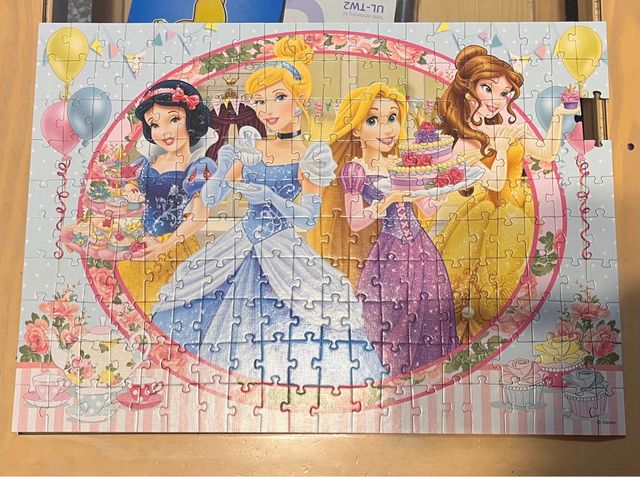 Puzzle Disney Princesas 200 piezas Trefl