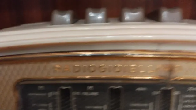 Radio Radiogioiellino Anni '50 Oro e Bianco