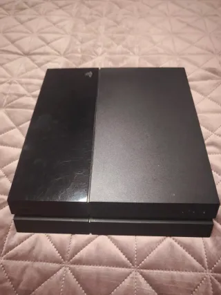 PlayStation 4 500GB + Mando Negro