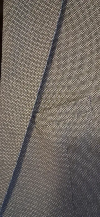 Americana Man Formal fit.