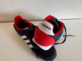 Zapatillas Adidas Azul y Rojou