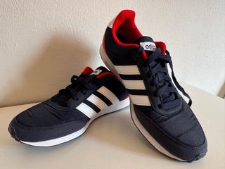 Zapatillas Adidas Azul y Rojou