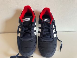 Zapatillas Adidas Azul y Rojou