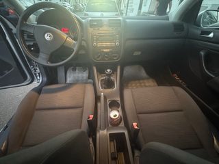 Volkswagen Golf 2006