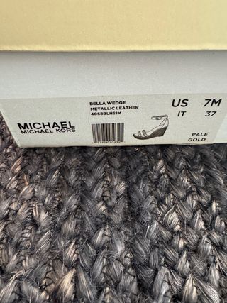 Sandalias cuña Michael Kors doradas esparto