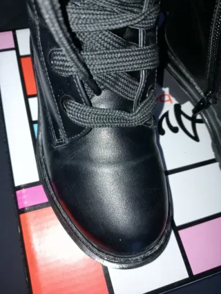 Stivaletti neri bambina lacci cerniera