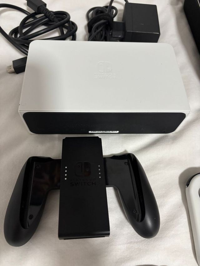 Nintendo Switch OLED + Accesorios