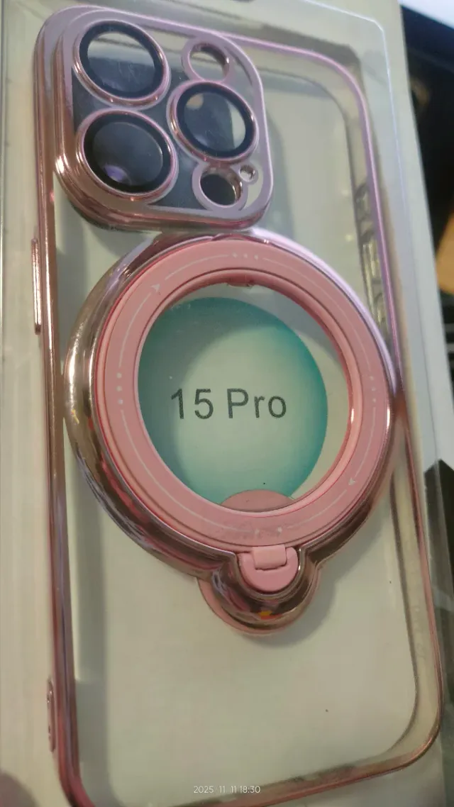 Funda iPhone 15 Pro magnética con Aro Rosa