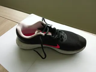 Zapatillas Nike niña Talla 36.5