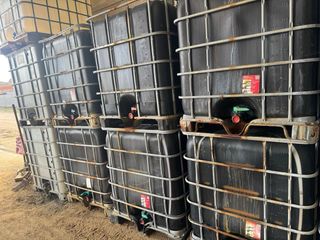 Depósito Negro 1000L