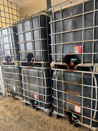 Depósito Negro 1000L