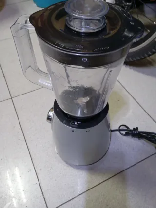 Batidora SilverCrest gris