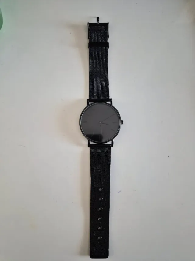 Lote 4 Relojes de Pulsera más uno de regalo