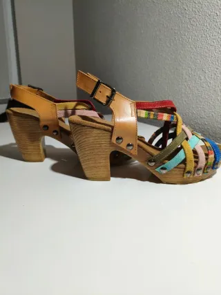 Sandalias tacón multicolor
