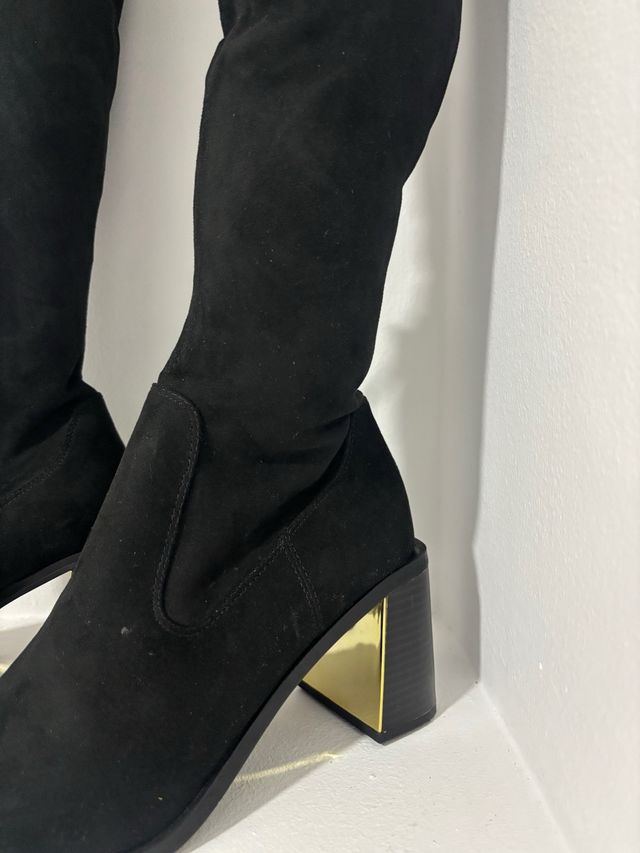 Botas altas Zara tacón dorado talla 39