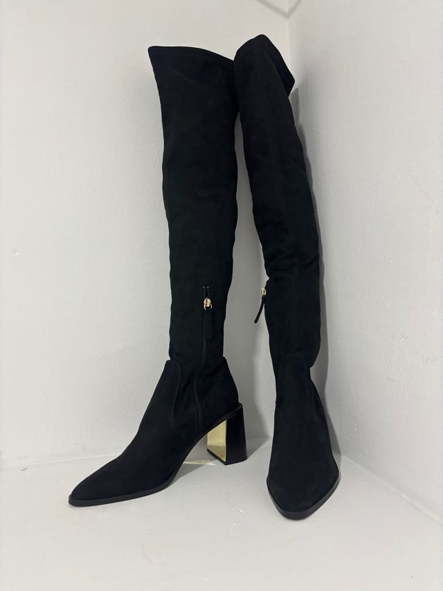 Botas altas Zara tacón dorado talla 39