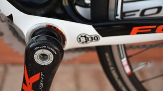 Bicicleta carretera FOCUS CAYO carbono Talla M