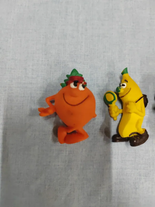 Lote 4 muñecos goma vintage Los Fruitis