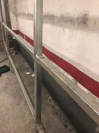 Estructura o estantería para ruedas o similar