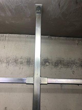 Estructura o estantería para ruedas o similar