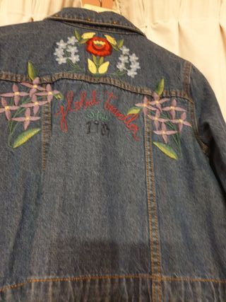 Chaqueta Desigual bordada Talla M