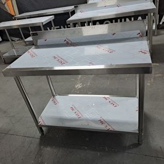 Mesa de trabajo acero inoxidable mural