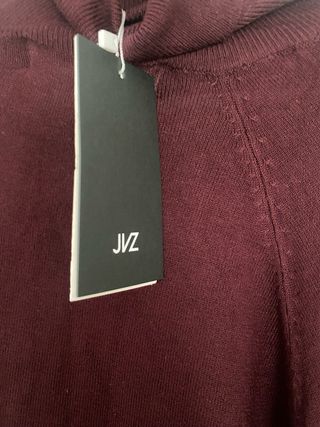 Jersey JVZ Cuello Alto Talla L Nuevo