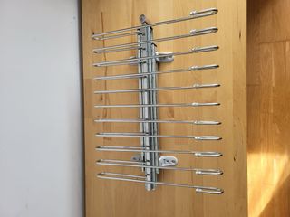 Appendiabiti estraibile in metallo