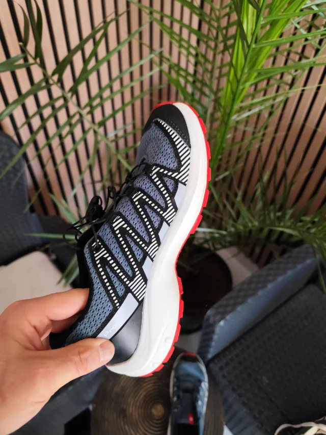 Zapatillas Salomon niño trekking montaña