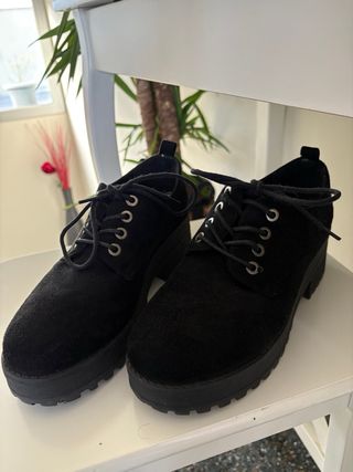 Botines negros plataforma talla 39