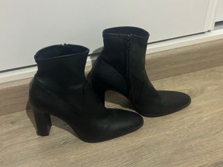 Botines negros Mango. Talla 38