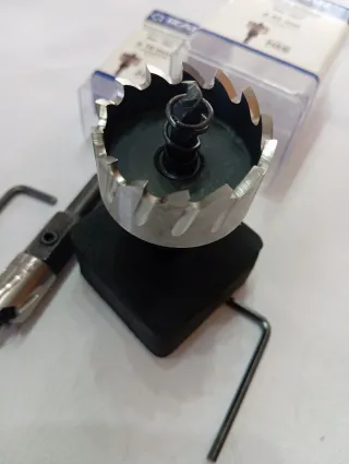 2 Coronas IZAR HSS 40mm y 16mm