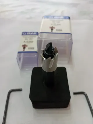 2 Coronas IZAR HSS 40mm y 16mm